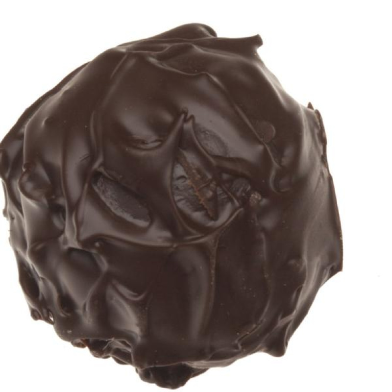 Strawberry & Black Pepper Dark Round Truffle Strawberry & Black Pepper Dark Round Truffle